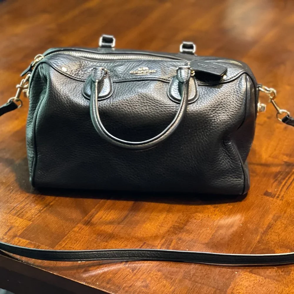 Coach Satchel - black, medium size with shoulder strap - Picture 2 of 7